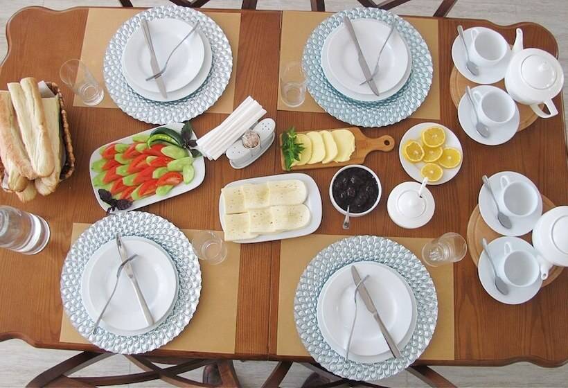 هتل Chateau Khashmi