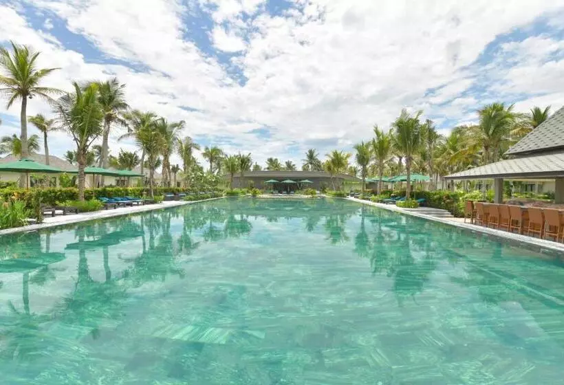 Cocoland Thu Xa Ancient Town Hotel & Resort