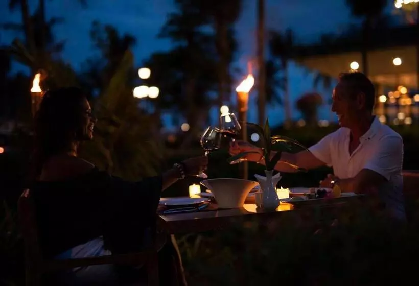 Cocoland Thu Xa Ancient Town Hotel & Resort