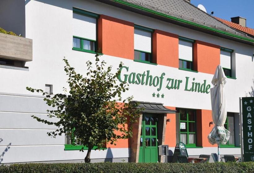 Hotelli Gasthof Zur Grossen Linde