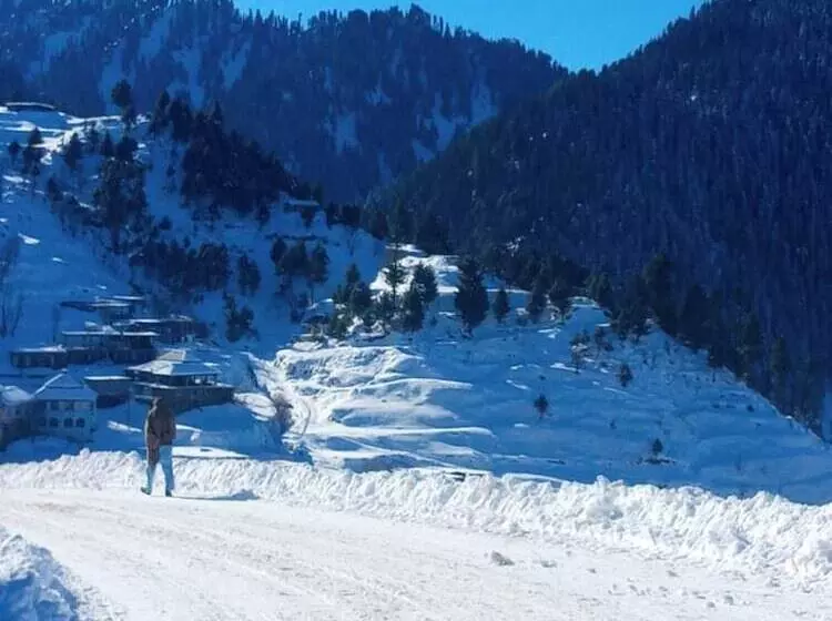 هتل Green Palace Guest House Malam Jabba