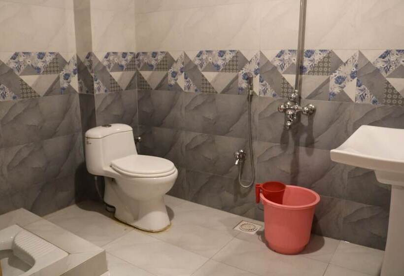 هتل Green Palace Guest House Malam Jabba