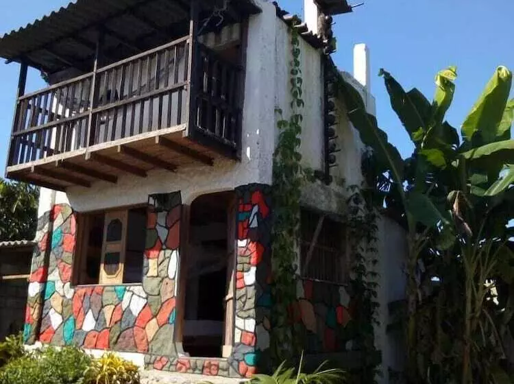 Hotelli Hostal Luz De Luna & Spa