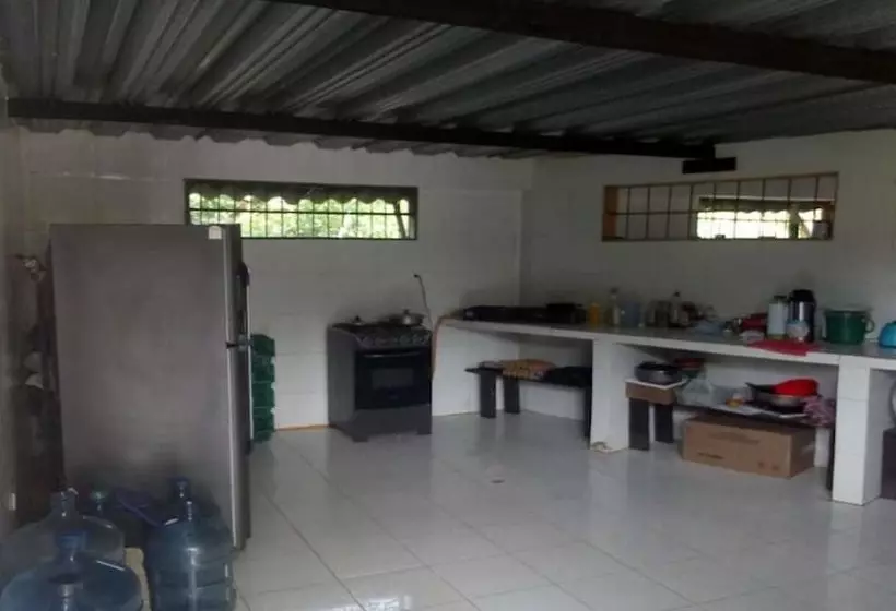 Hotelli Hostal Luz De Luna & Spa