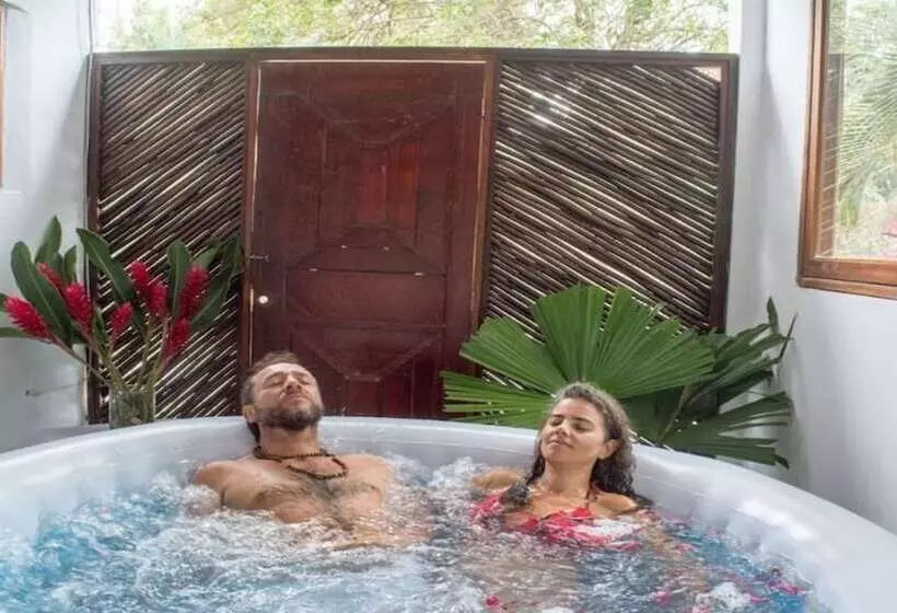 Hotelli Hostal Luz De Luna & Spa