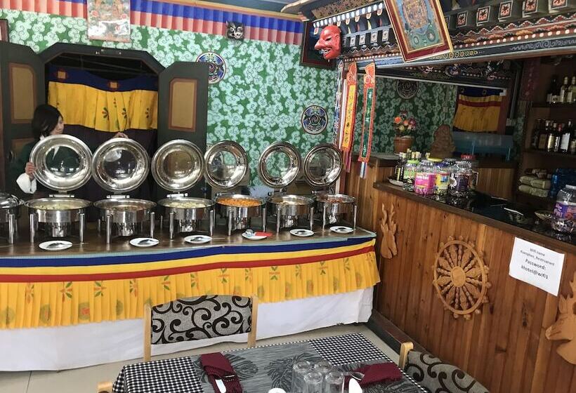 هتل Kuenphen Norbuding