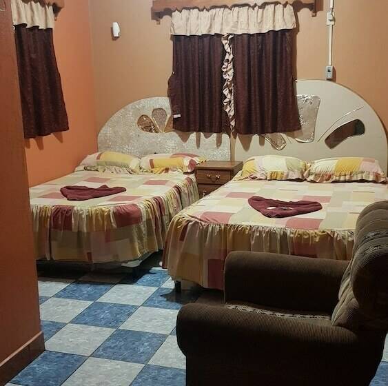 هتل Matias De Galvez