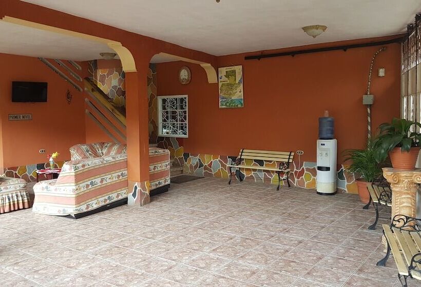 هتل Matias De Galvez