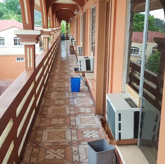 هتل Matias De Galvez