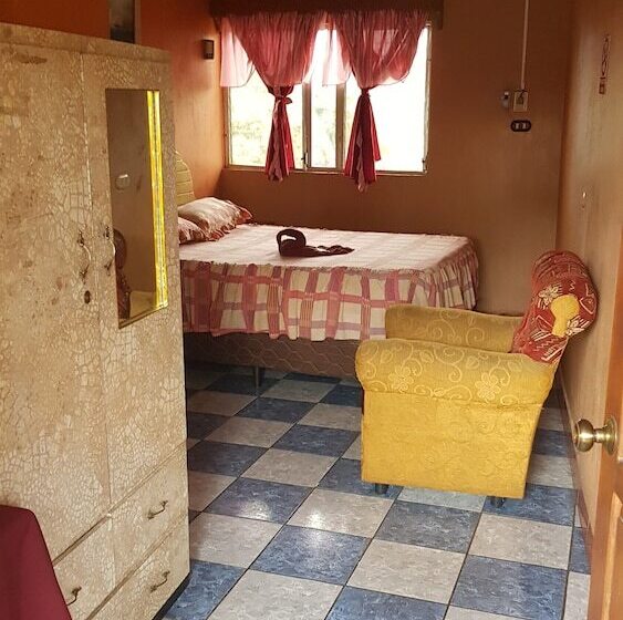 هتل Matias De Galvez