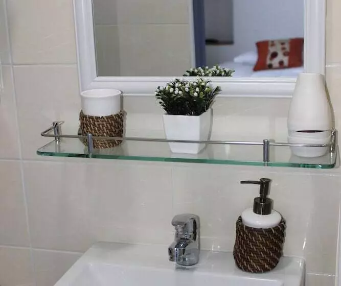 ホテル Ovalle Suite