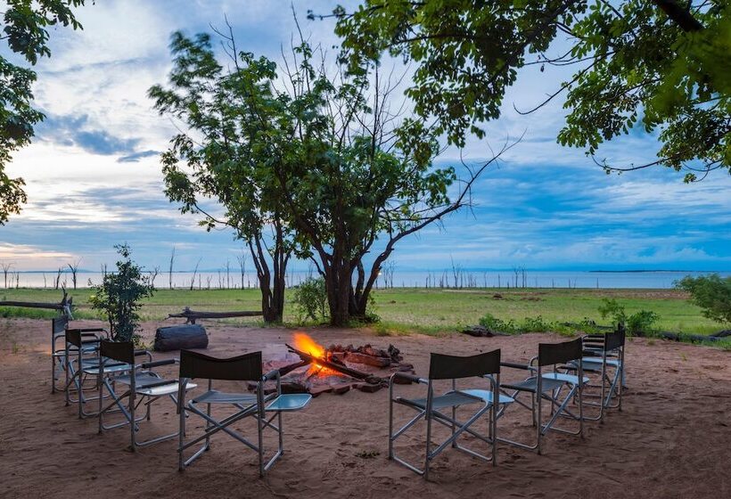 هتل Rhino Safari Camp