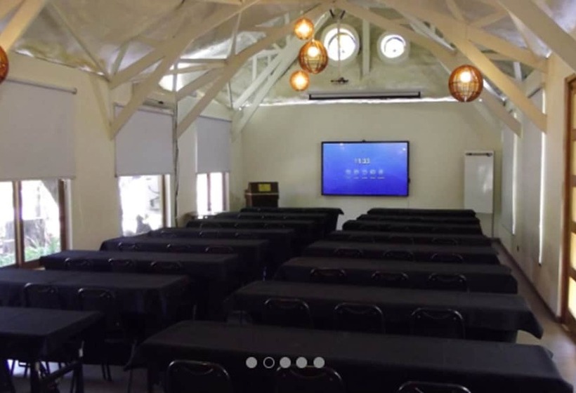 فندق Sel Lodge & Spa