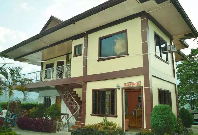 Hotelli Sunrise Garden Lakeresort