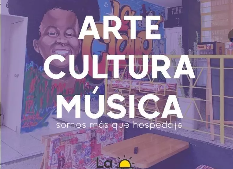 La Clave Hostel