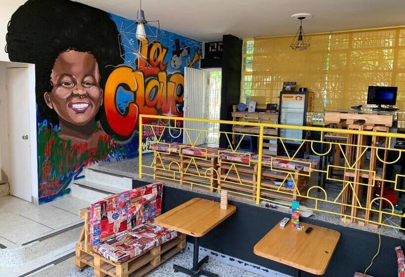 La Clave Hostel