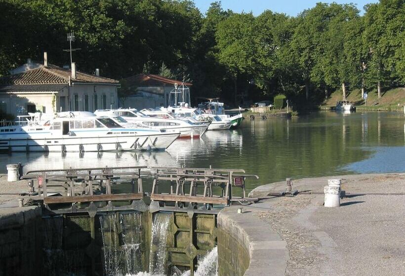 Le Bristol Gites Urbains