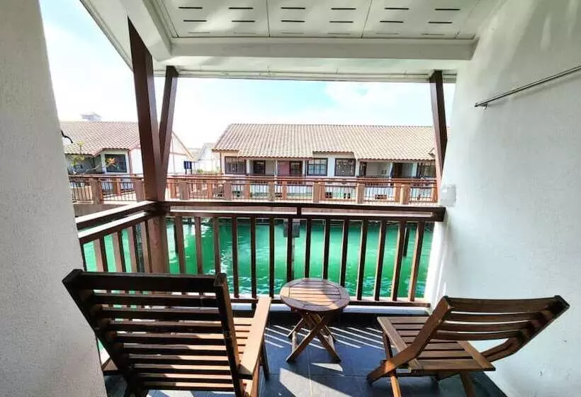 Majatalo Alpine Lxpd Water Chalet