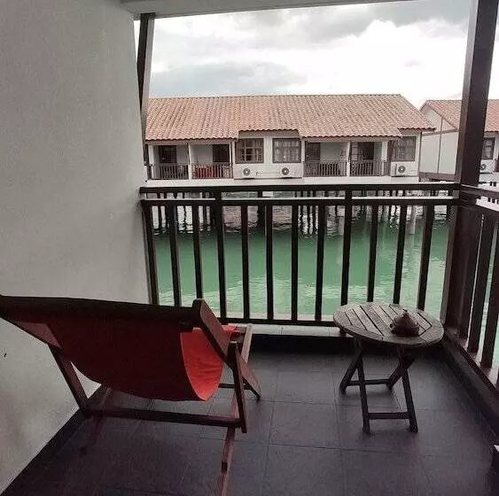 Majatalo Alpine Lxpd Water Chalet