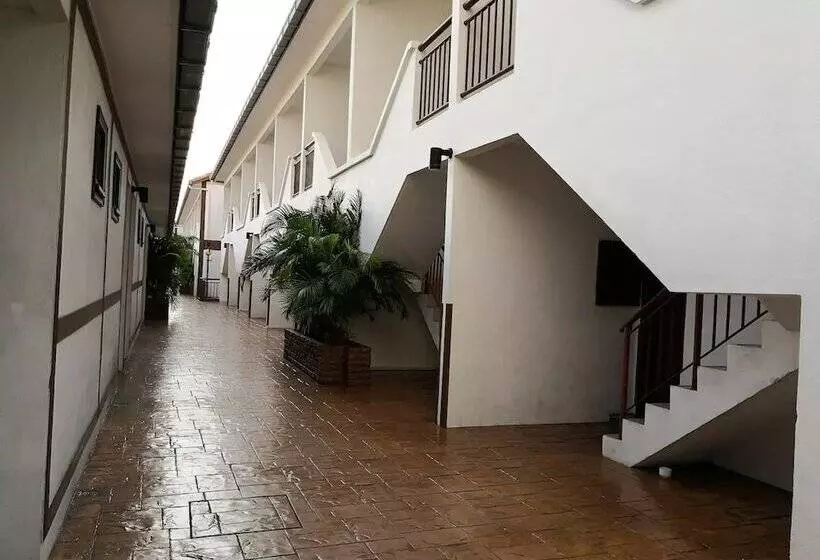 Majatalo Alpine Lxpd Water Chalet