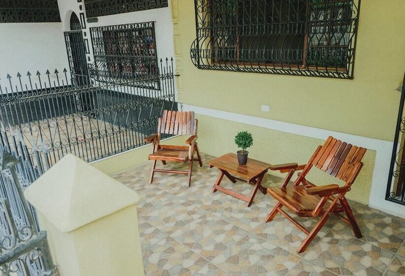 Пансион Casa Blanca