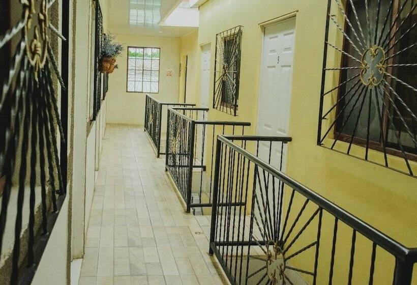 Пансион Casa Blanca