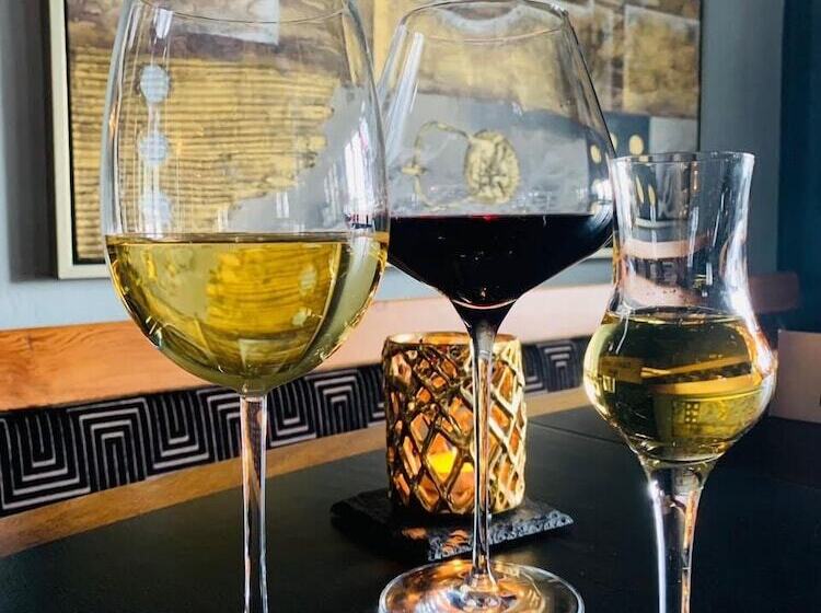 膳宿费 The Old Mill Inn Brodie