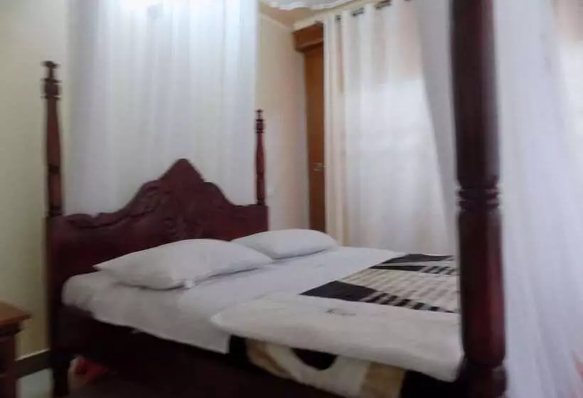Tick Emporium Hotel Mbarara