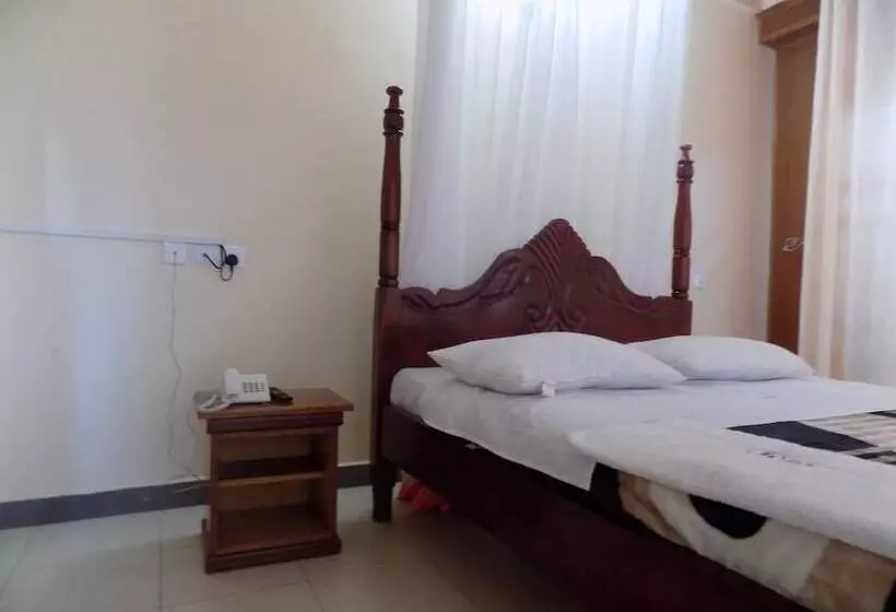Tick Emporium Hotel Mbarara