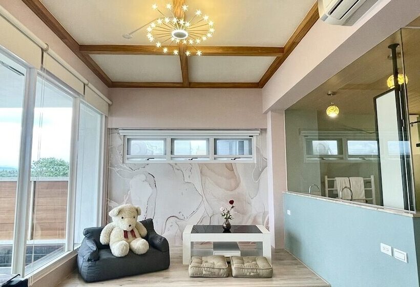 تختخواب و صبحانه Blue Sea Sunny Sea View Homestay