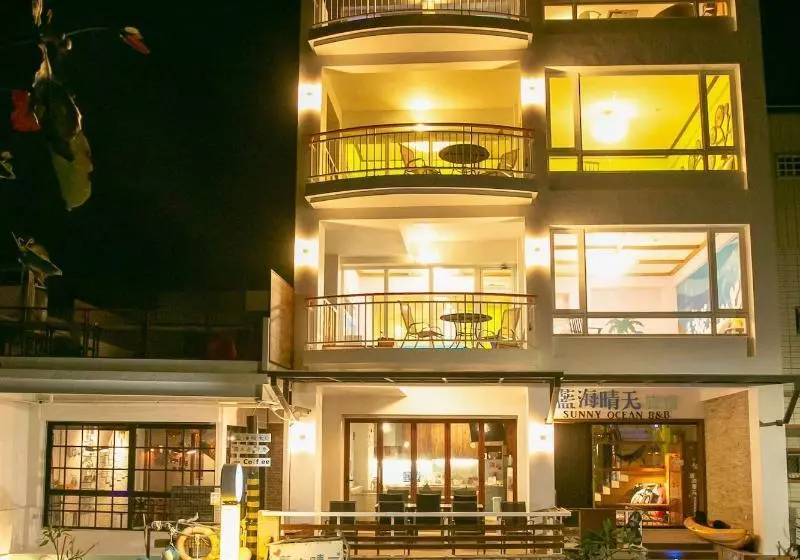 تختخواب و صبحانه Blue Sea Sunny Sea View Homestay