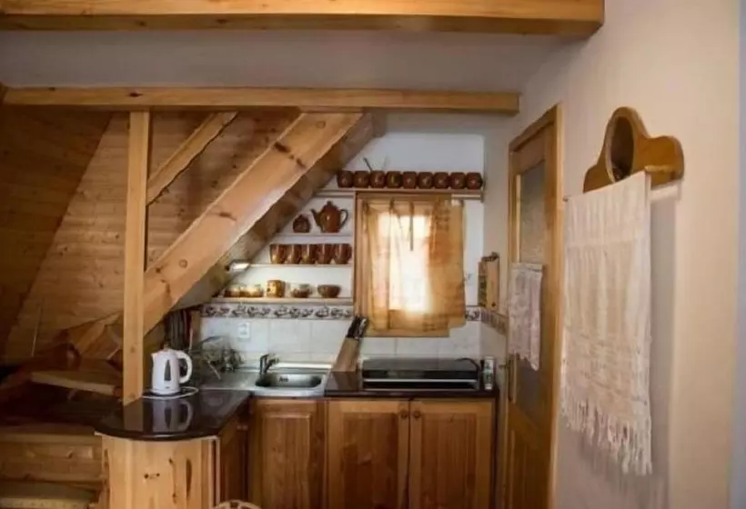 Chatka štôla