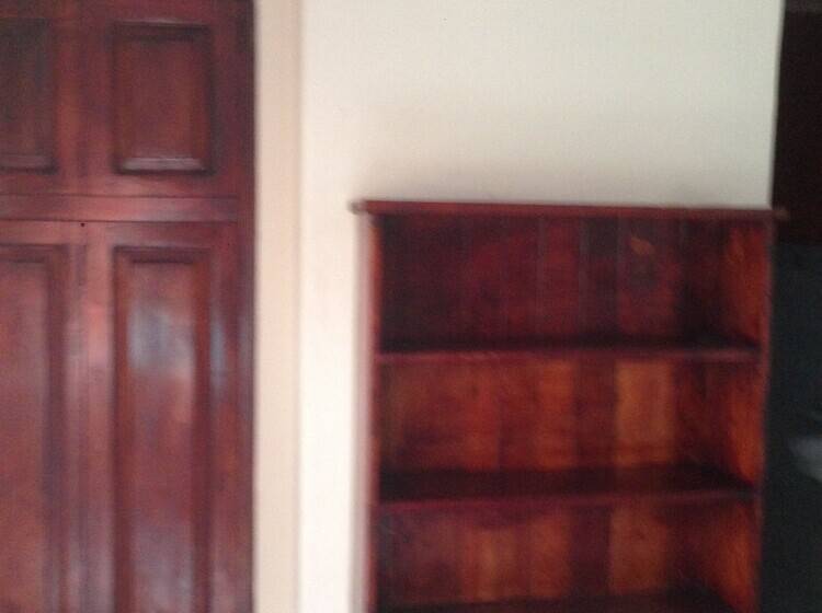 Hostal Brisas Y Olas Hostel