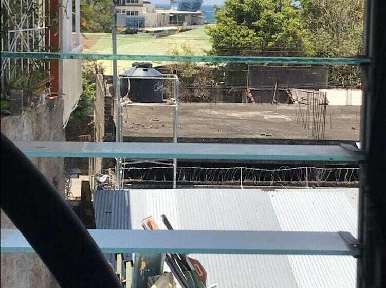 Hostal Brisas Y Olas Hostel