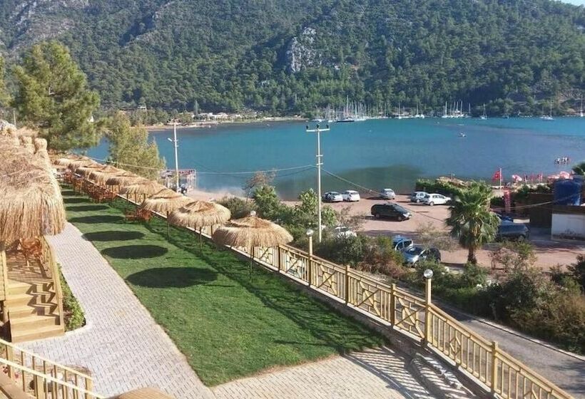 ホテル Azra S Bungalow Houses