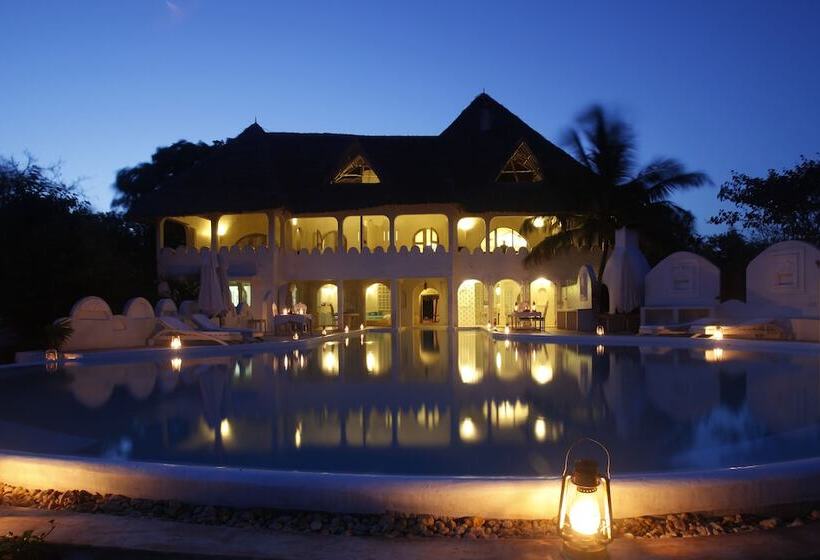 هتل Msambweni Beach House