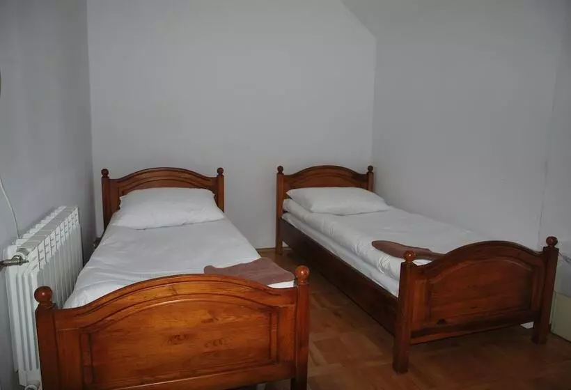 Hotelli Palac W Czyzowie Szlacheckim