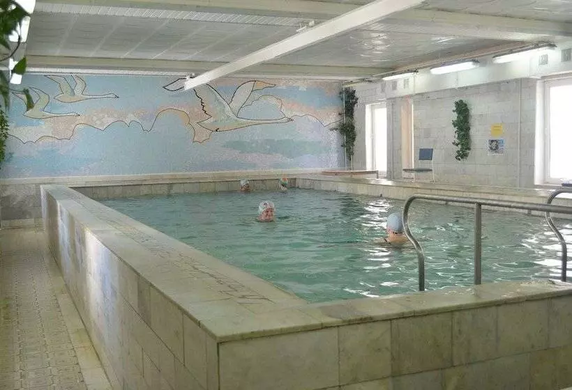 ホテル Rus