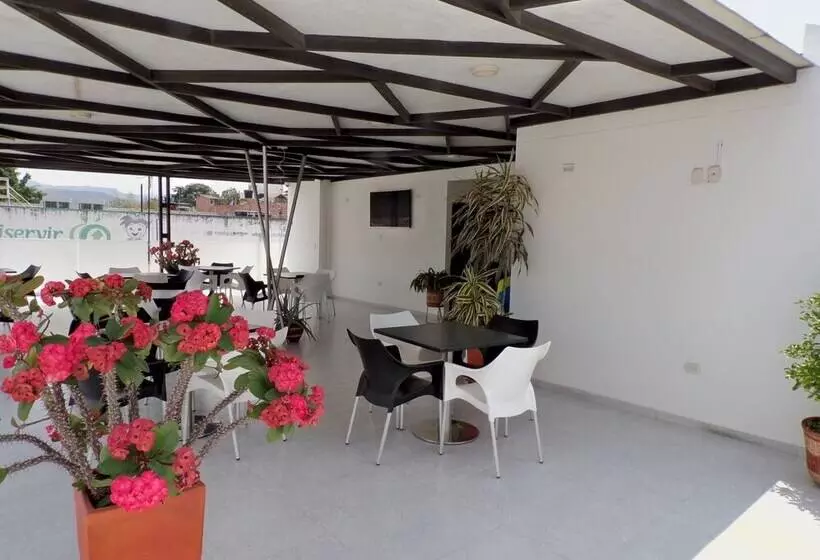 ホテル Santa Clara Ocaña