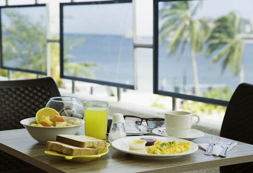 בית מלון כפרי Sol Inn   Santa Marta