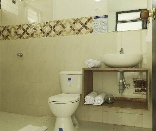 בית מלון כפרי Sol Inn   Santa Marta