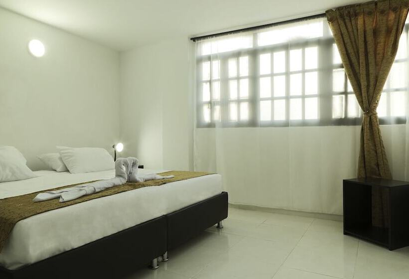 בית מלון כפרי Sol Inn   Santa Marta