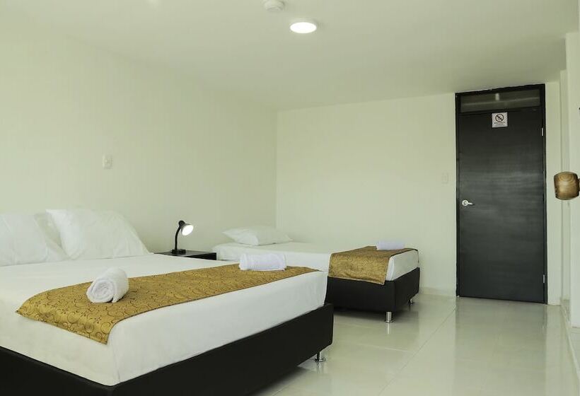 בית מלון כפרי Sol Inn   Santa Marta