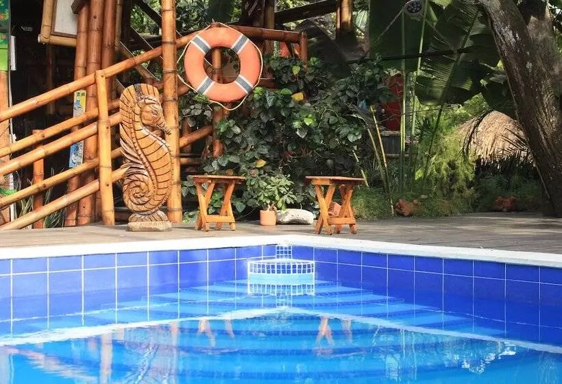 La Natura Hostel