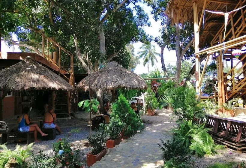 La Natura Hostel