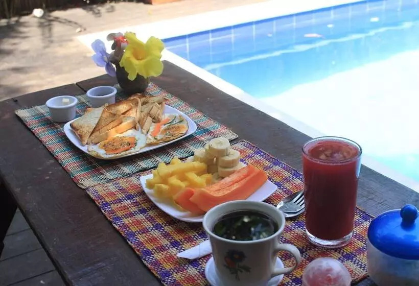 La Natura Hostel