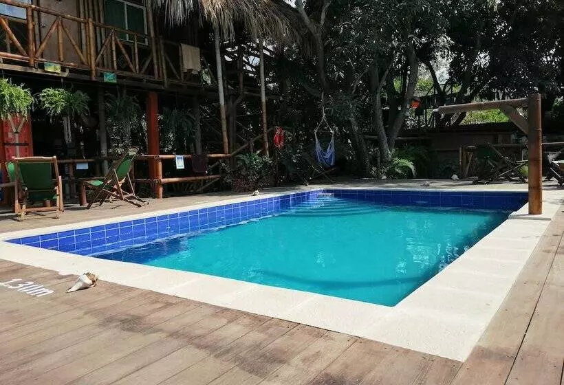 La Natura Hostel