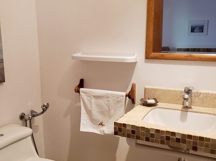 بنسيون Casa Ayangue