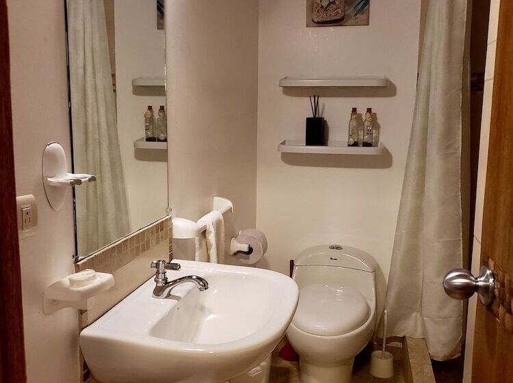 بنسيون Casa Ayangue