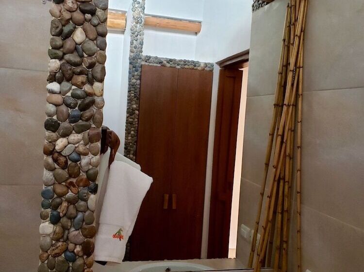 بنسيون Casa Ayangue